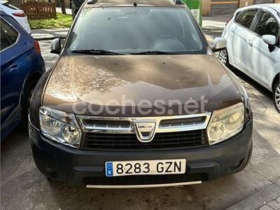 Begagnad Dacia Duster Ambiance 107 HK (78 kW) 2010 Brun SUV