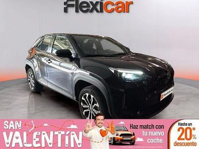 Negro Usado 2024 Toyota Yaris Hybrid Active | 20.990 € (Precio justo)