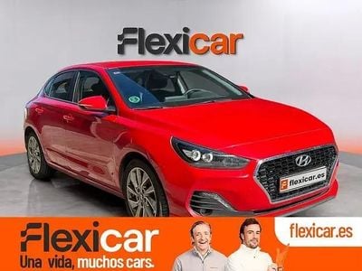 Usado Hyundai i30 120 HP (88 kW) 2019 Vermelho