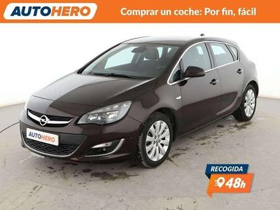 Usado Opel Astra Excellence 140 CV (102 kW) 2014 Marrón Utilitario