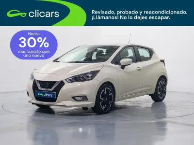 Usado Nissan Micra Acenta 92 CV (67 kW) 2022 Beige Utilitario