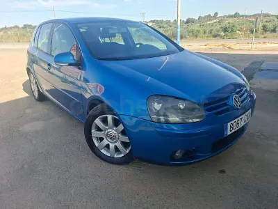 Usado VW Golf IV Highline 140 CV (102 kW) 2005 Negro Berlina