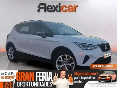 Używany Seat Arona FR 150 KM (110 kW) 2023 Biały SUV