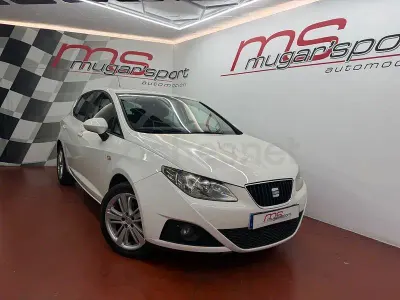 Usado Seat Ibiza Style 90 CV (66 kW) 2011 Blanco Berlina