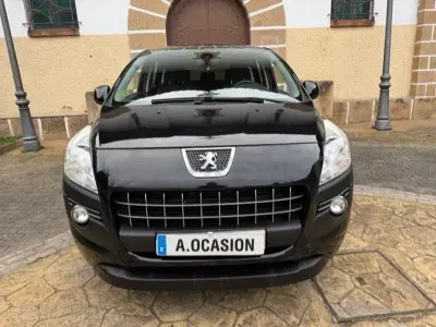 Usado Peugeot 3008 110 CV (80 kW) 2010 Negro Familiar