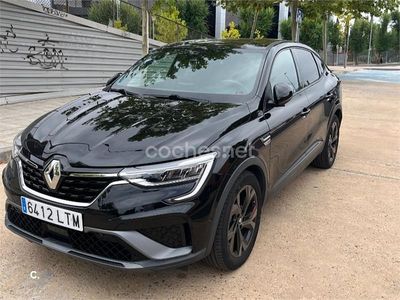 Usado Renault Arkana RS Line 145 CV (106 kW) 2021 Negro SUV