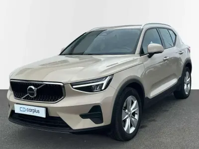 Usado Volvo XC40 Core 163 CV (119 kW) 2025 Gris SUV