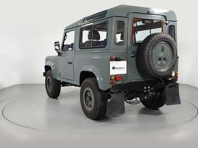 Usado Land Rover Defender 122 CV (89 kW) 2007 Verde Familiar