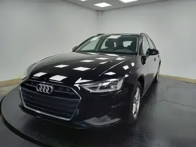 Usado Audi A4 151 CV (111 kW) 2021 Negro Familiar
