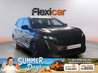 Usado Peugeot 5008 GT 130 CV (95 kW) 2024 Gris SUV