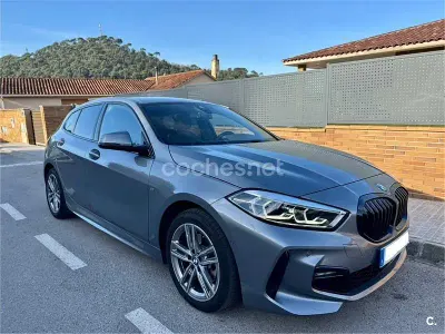 Usado BMW 118 Shadowline 136 CV (100 kW) 2024 Gris / plata Utilitario