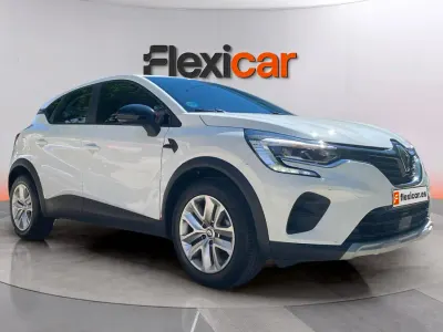 Usado Renault Captur Equilibre 101 CV (74 kW) 2023 Blanco SUV