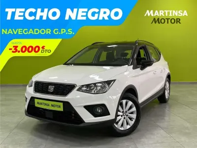 Usado Seat Arona Style 110 CV (80 kW) 2021 Blanco SUV
