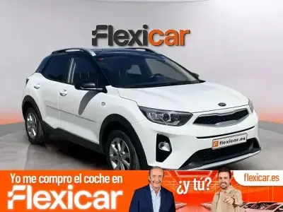 Usado Kia Stonic 100 CV (73 kW) 2018 Blanco SUV