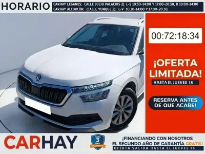Usado Skoda Kamiq Ambition 110 CV (80 kW) 2021 Blanco SUV