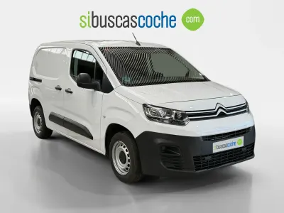Usado Citroën Berlingo 100 CV (73 kW) 2023 Blanco Monovolumen