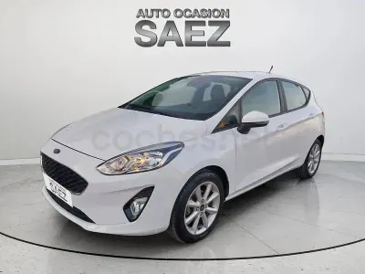 Usado Ford Fiesta Trend 85 CV (62 kW) 2018 Blanco Utilitario
