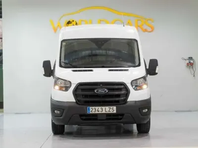 Usado Ford Transit Trend 131 CV (96 kW) 2022 Blanco Van