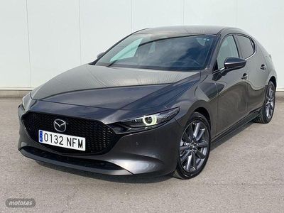 Gris Nuevo 2025 Mazda 3 Center-Line Berlina | 27.590 € (Precio justo)