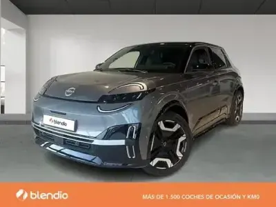 Nuevo Nissan Micra Tekna 110 kW (150 CV) 2026 Gris Utilitario