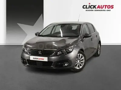 Usado Peugeot 308 Allure 130 CV (95 kW) 2021 Gris / plata Berlina