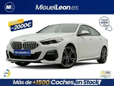 Begagnad BMW 218 Performance 136 HK (100 kW) 2022 Vit Sedan