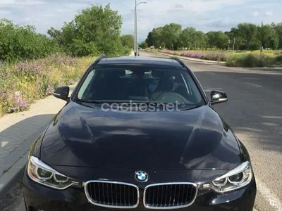 Usado BMW 318 143 CV (105 kW) 2014 Negro Familiar