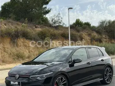 Usado VW Golf VII GTI Clubsport 301 CV (221 kW) 2021 Negro Utilitario