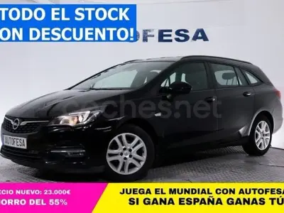 Usado Opel Astra Elegance 122 CV (89 kW) 2019 Negro Familiar