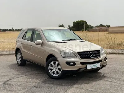 Usado Mercedes ML320 224 CV (164 kW) 2006 Beige SUV