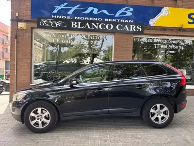 Usado Volvo XC60 Momentum 205 CV (150 kW) 2011 Negro SUV