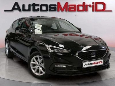 Usado Seat Leon Style 116 CV (85 kW) 2021 Negro Utilitario