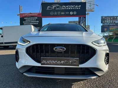 Używany Ford Focus Active 155 KM (114 kW) 2023 Biały Sedan/Limuzyna