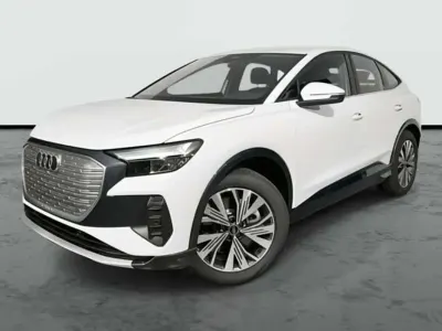Usado Audi Q4 e-tron Sport 150 kW (204 CV) 2024 Blanco SUV
