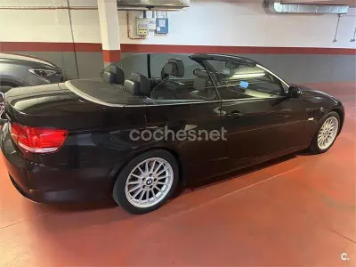 Usado BMW 325 Cabriolet 197 CV (144 kW) 2009 Negro Descapotable