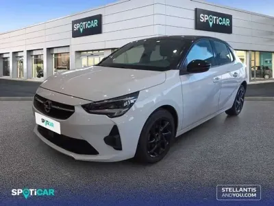 Usado Opel Corsa GS Line 101 CV (74 kW) 2022 Blanco Utilitario