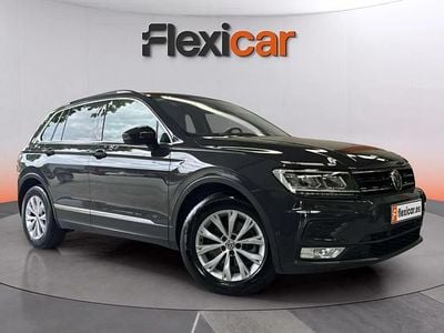 Usado VW Tiguan Advance 151 CV (111 kW) 2017 Gris SUV