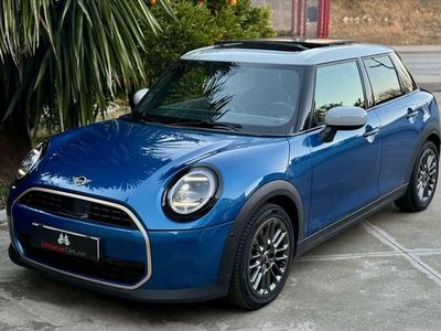 Azul Usado 2025 Mini Cooper Favoured Utilitario | 28.900 €