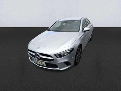 Usado Mercedes A180 116 CV (85 kW) 2022 Plateado Berlina