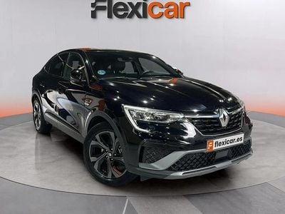 Usado Renault Arkana RS Line 145 CV (106 kW) 2022 Negro SUV