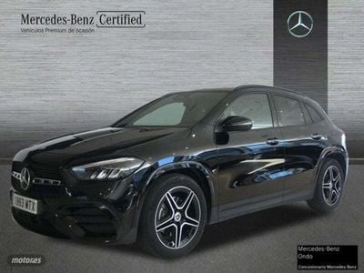 Negro cosmos Usado 2024 Mercedes GLA200 AMG line SUV | 39.900 € (Precio justo)
