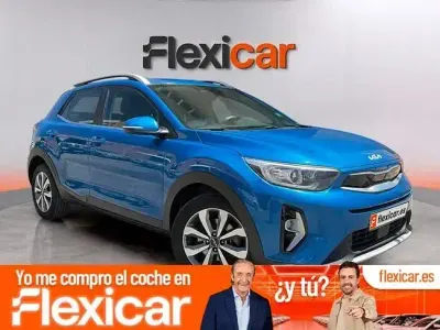 Usado Kia Stonic 100 CV (73 kW) 2022 Azul SUV