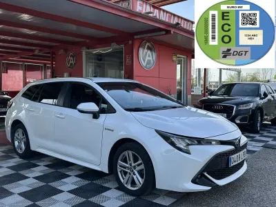 Usado Toyota Corolla Business Edition 122 CV (89 kW) 2021 Blanco