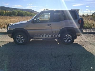 Beige Usado 1996 Nissan Terrano SUV | 11.000 €