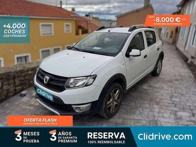 Usado Dacia Sandero Stepway 88 CV (64 kW) 2015 Blanco Utilitario