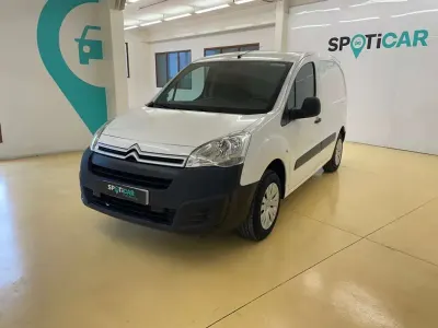 Usado Citroën Berlingo 49 kW (67 CV) 2018 Blanco Monovolumen
