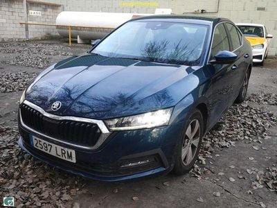 Usado Skoda Octavia Ambition 116 CV (85 kW) 2021 Azul Utilitario