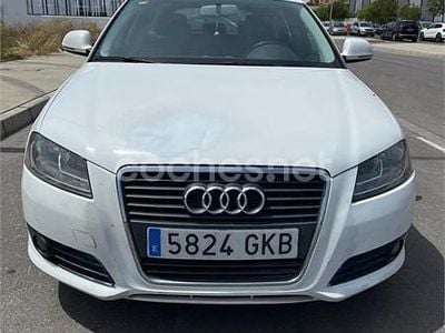 Usado Audi A3 Attraction 105 HP (77 kW) 2009 Branco Citadino