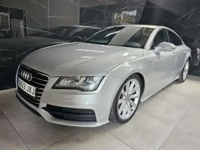 Usado Audi A7 Sportback S-Line 245 CV (180 kW) 2011 Gris Utilitario