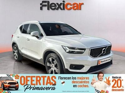 Usado Volvo XC40 Momentum 150 CV (110 kW) 2019 Blanco SUV